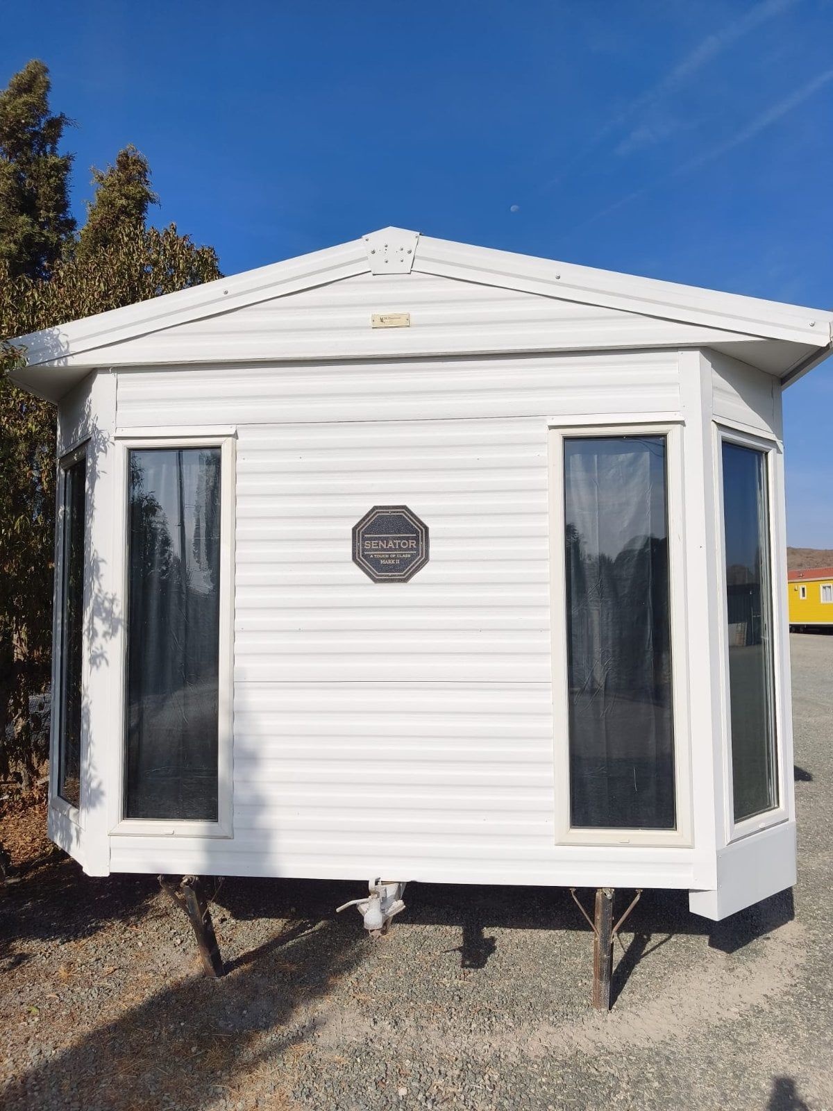 BK Senator — mobil home en venta de segunda mano, ocasión y premium