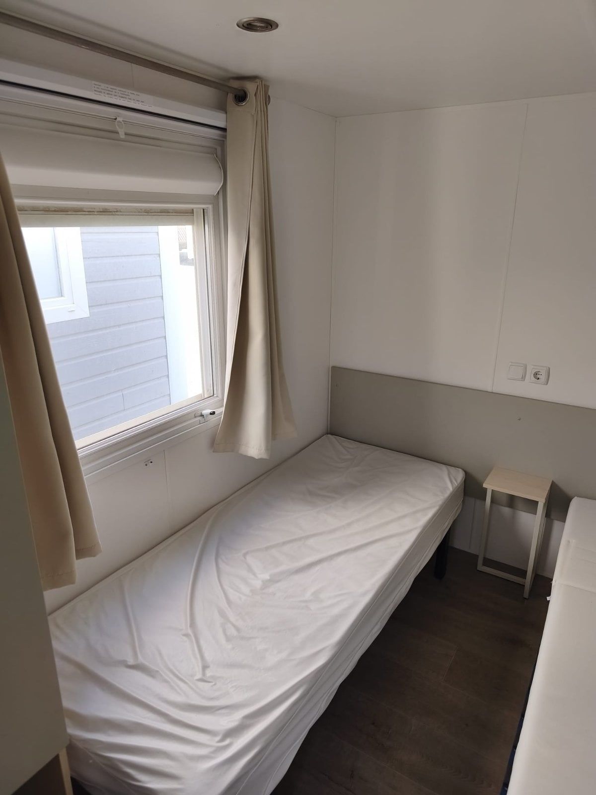 Trigano Gris 2 — mobil home en venta de segunda mano, ocasión y premium